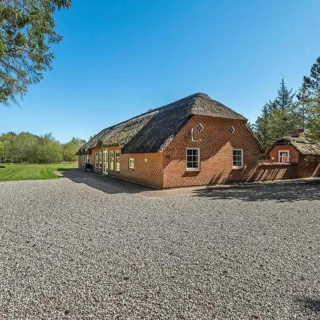 Vakantiehuis 2032