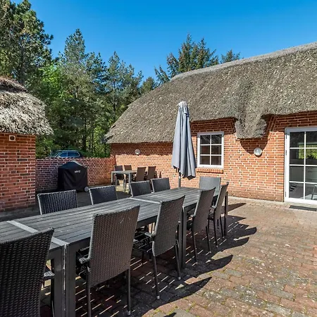 Vakantiehuis 2032